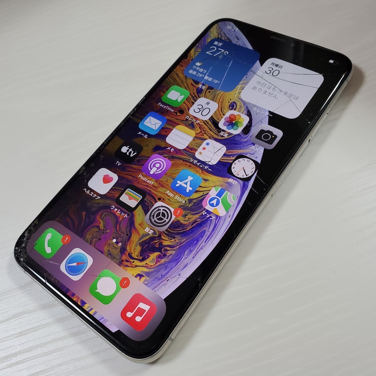 ☆【20434WM】 ジャンク au MT6V2J/A iPhoneXS Max シルバー 256GB SIM