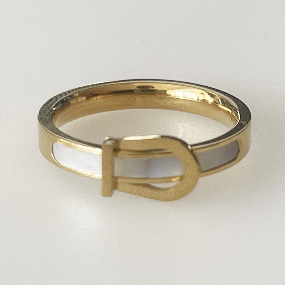 リング レディース 指輪 ベルトタイプ ゴールド ホワイト シェル 貝殻 バックル アクセサリー