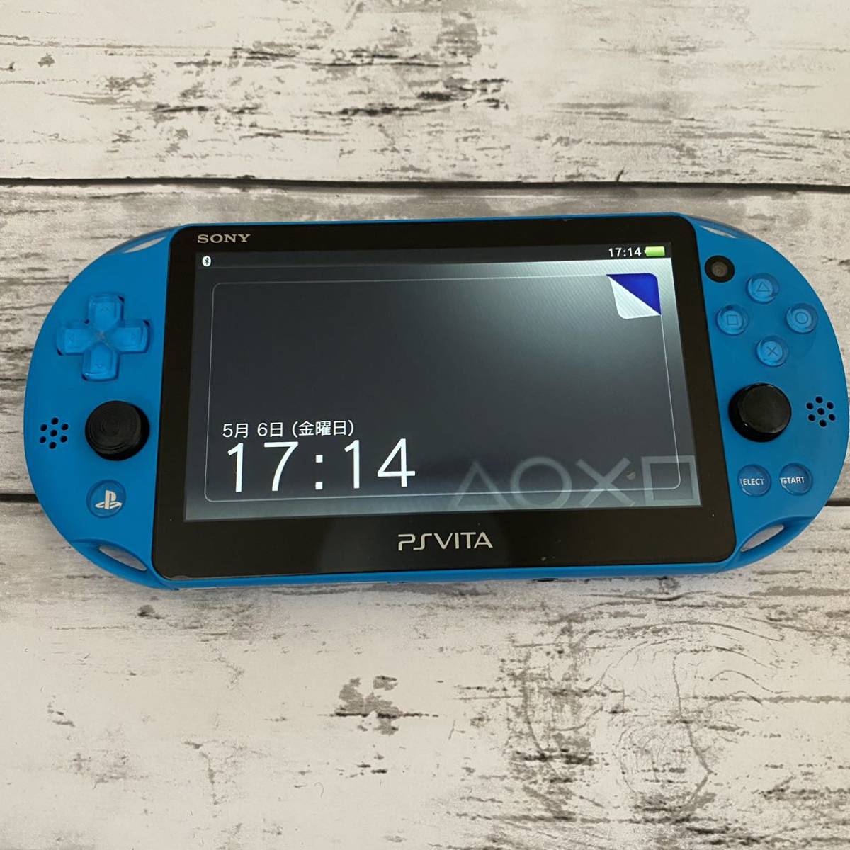 PS Vita 本体 PCH-2000 通電確認済み 海賊無双2 ジャンク扱い-