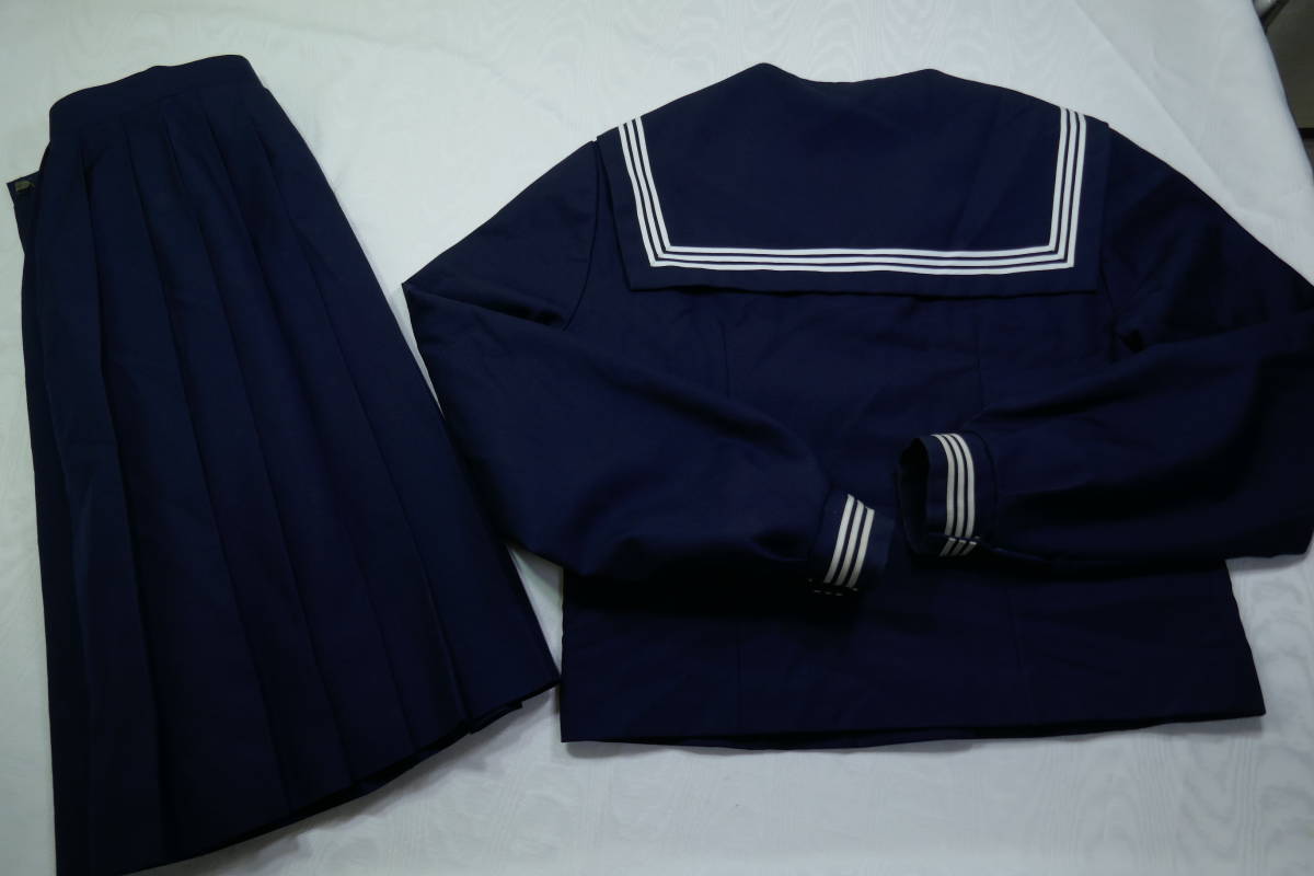 13 大きいサイズ セーラー服(175A) 冬スカート(W72) トンボ TOMBOW (検 中学 高校 女子校 私立 制服 学生服 お嬢様 附属 JK JC 県立_画像2