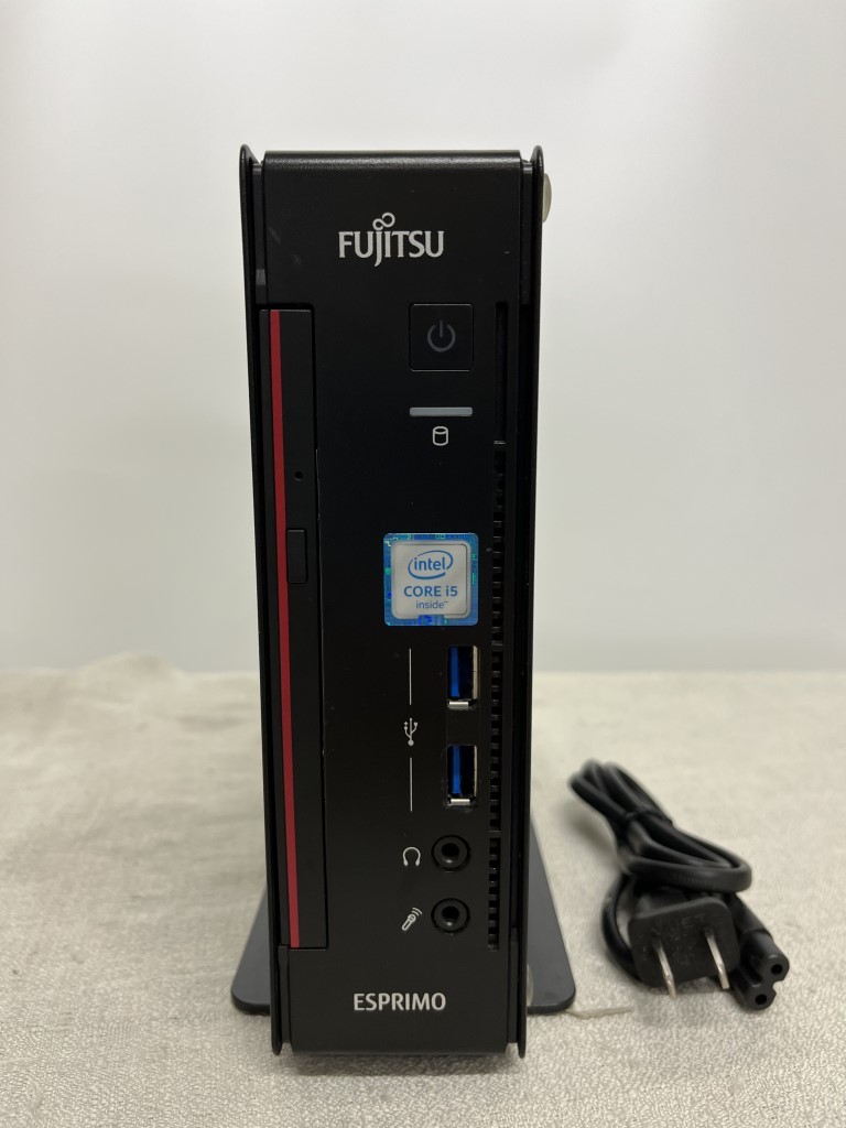 在庫2台あり・Core i5-6500T/メモリ8G/SSD:240G○富士通 ESPRIMO Q556