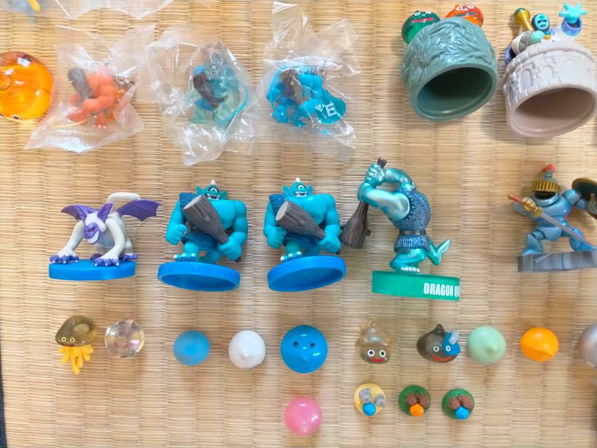ドラゴンクエスト フィギュア 大量67個セット クリスタル ドラゴンクエスト フィギュア 大量67個セット クリスタル