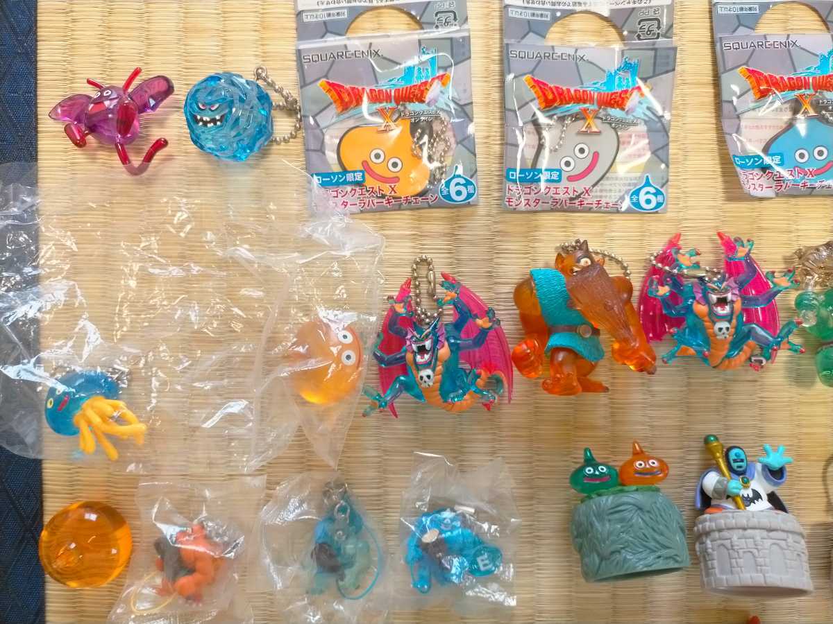 ドラゴンクエスト フィギュア 大量67個セット クリスタル ドラゴンクエスト フィギュア 大量67個セット クリスタル