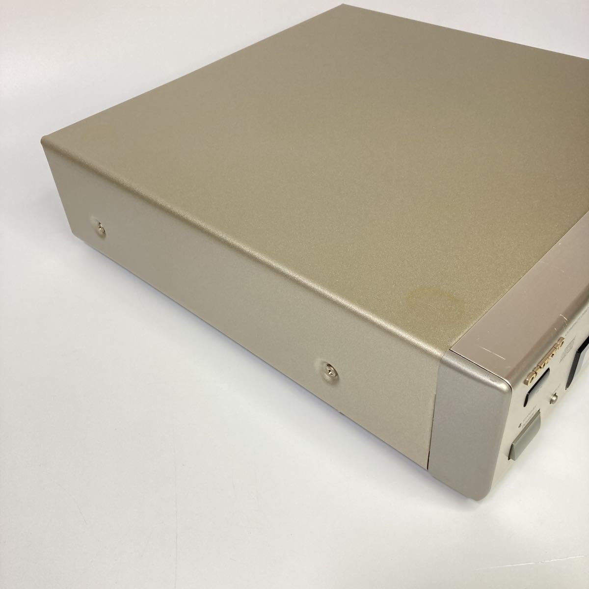☆ピックアップ交換済み☆ ONKYO 高音質 CDプレーヤー C-722M ☆ピックアップ交換済み☆ ONKYO 高音質 CDプレーヤー C-722M