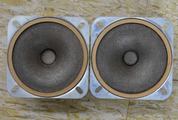 ナカトミ 電気ファンヒーター 新品 TEH-100 未使用品 暖房 ナカトミ 電気ファンヒーター 新品 TEH-100 未使用品 暖房