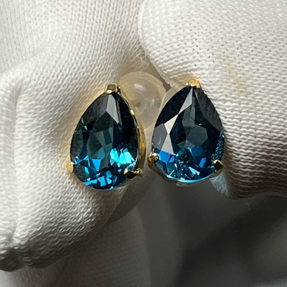 k18 天然ロンドンブルートパーズピアス 1 60ct 新品未使用商品|PayPay