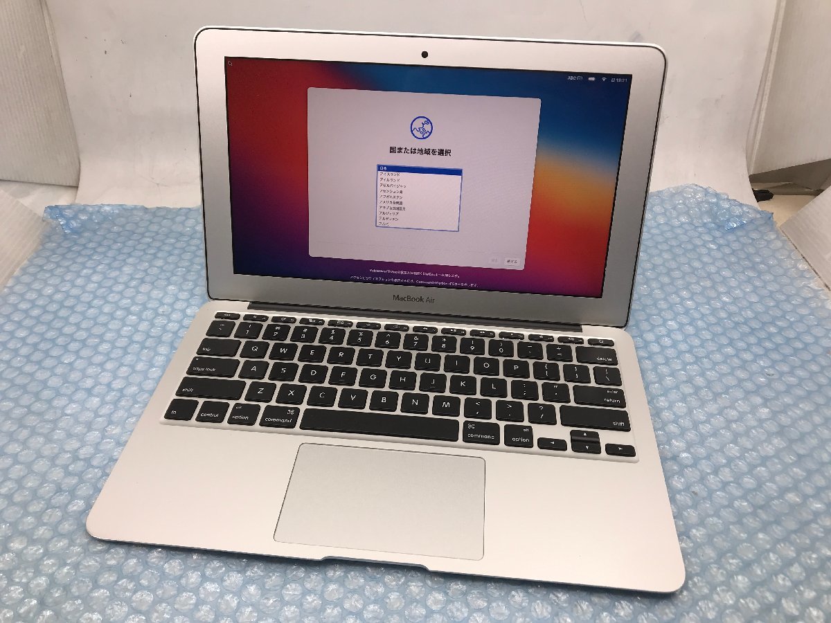 MacBook air 2015 11inch i7 8GB/256GB-