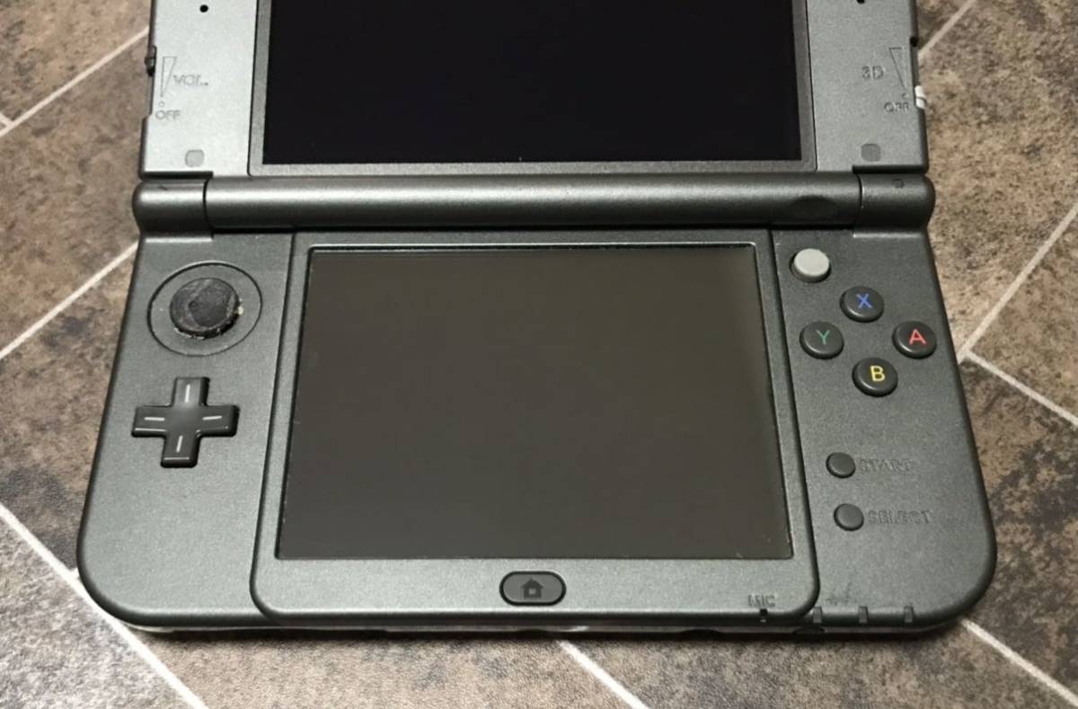 new NINTENDO 3DS LL Newニンテンドー3DS LL 3DS本体 のみ　モンスターハンター　スペシャル