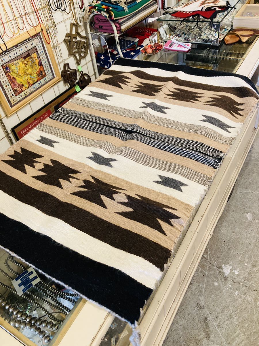 ナバホ族伝統工芸NAVAJO Rug・ナバホラグ・チェロ(羊毛の織物 ナバホ族伝統工芸NAVAJO Rug・ナバホラグ・チェロ(羊毛の織物