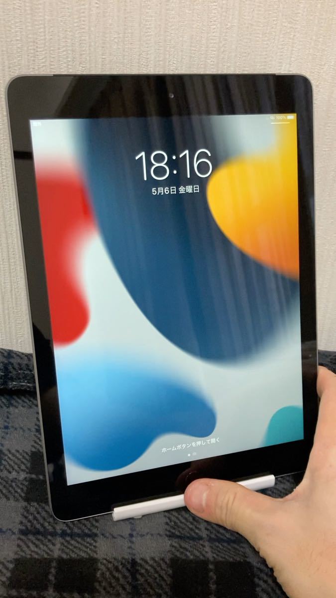 【動作良好!!】iPad 第6世代 9.7インチ 32GB スペースグレイ Cellularモデル(SIMロック有) 2018