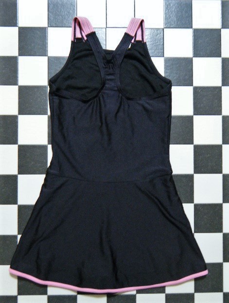 サイキ 水着ワンピース 170cm 黒桃 れ0676 スカート付き 160 155cm 以上 売買されたオークション情報 Yahooの商品情報をアーカイブ公開 オークファン Aucfan Com
