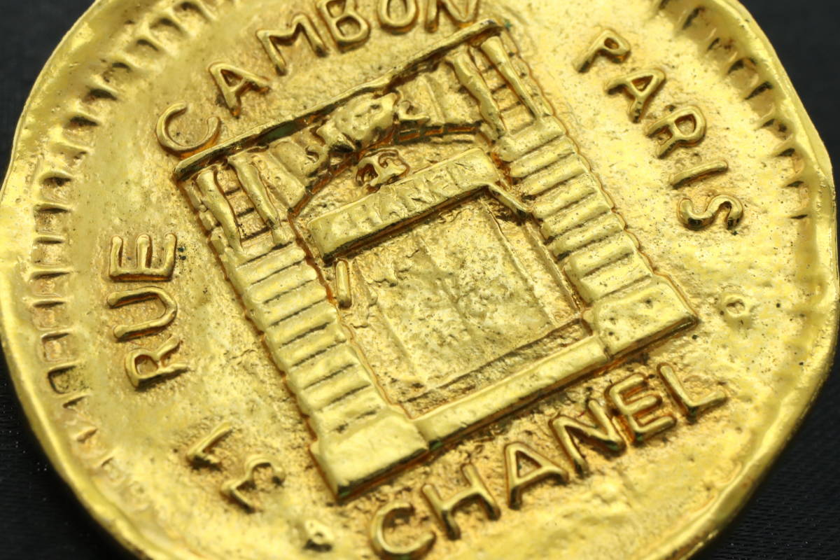 VMPD CHANEL シャネル ブローチ RUE CAMBON カンボン コイン