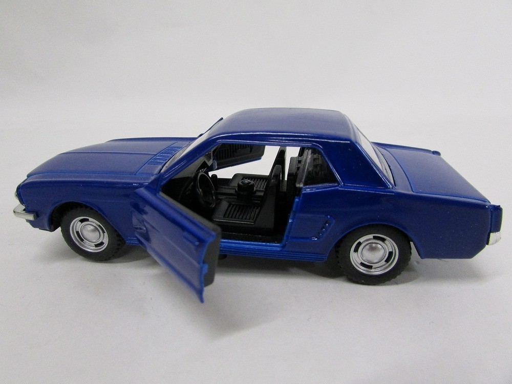 サウンドライト ミニカー 1/32 Ford Classic Mustang Car　フォード マスタング クラシックカー ブルー_画像3