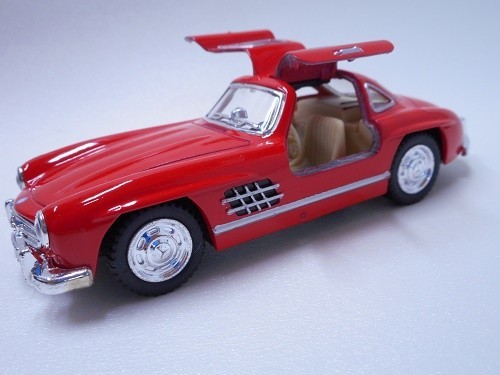 KINSMART 1954 Mercedes Benz 300SL Coupe 1/36 ダイキャストミニカー ベンツ クーペ レッド_画像1