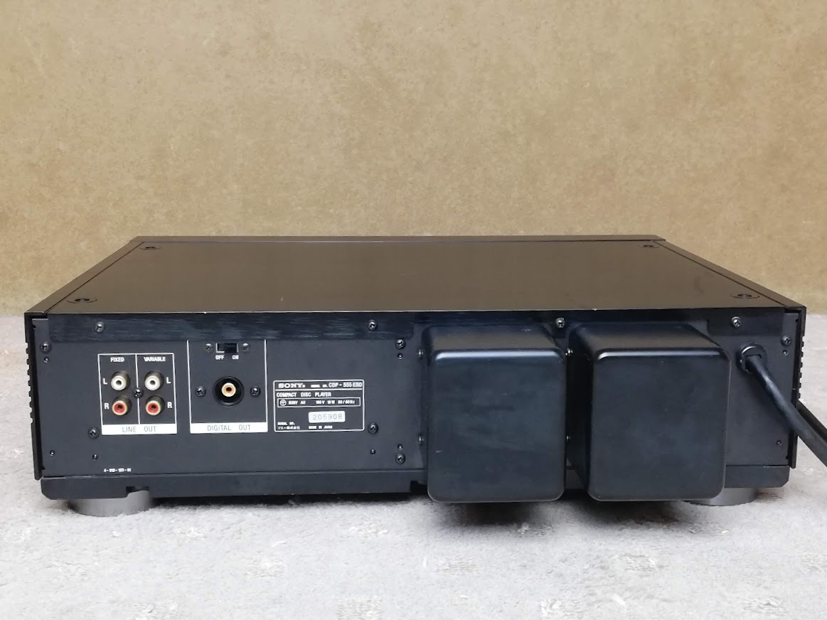 ☆ジャンク品☆SONY CDP-555ESD ソニー CDプレーヤー ☆電源OK ☆ジャンク品☆SONY CDP-555ESD ソニー CDプレーヤー ☆電源OK