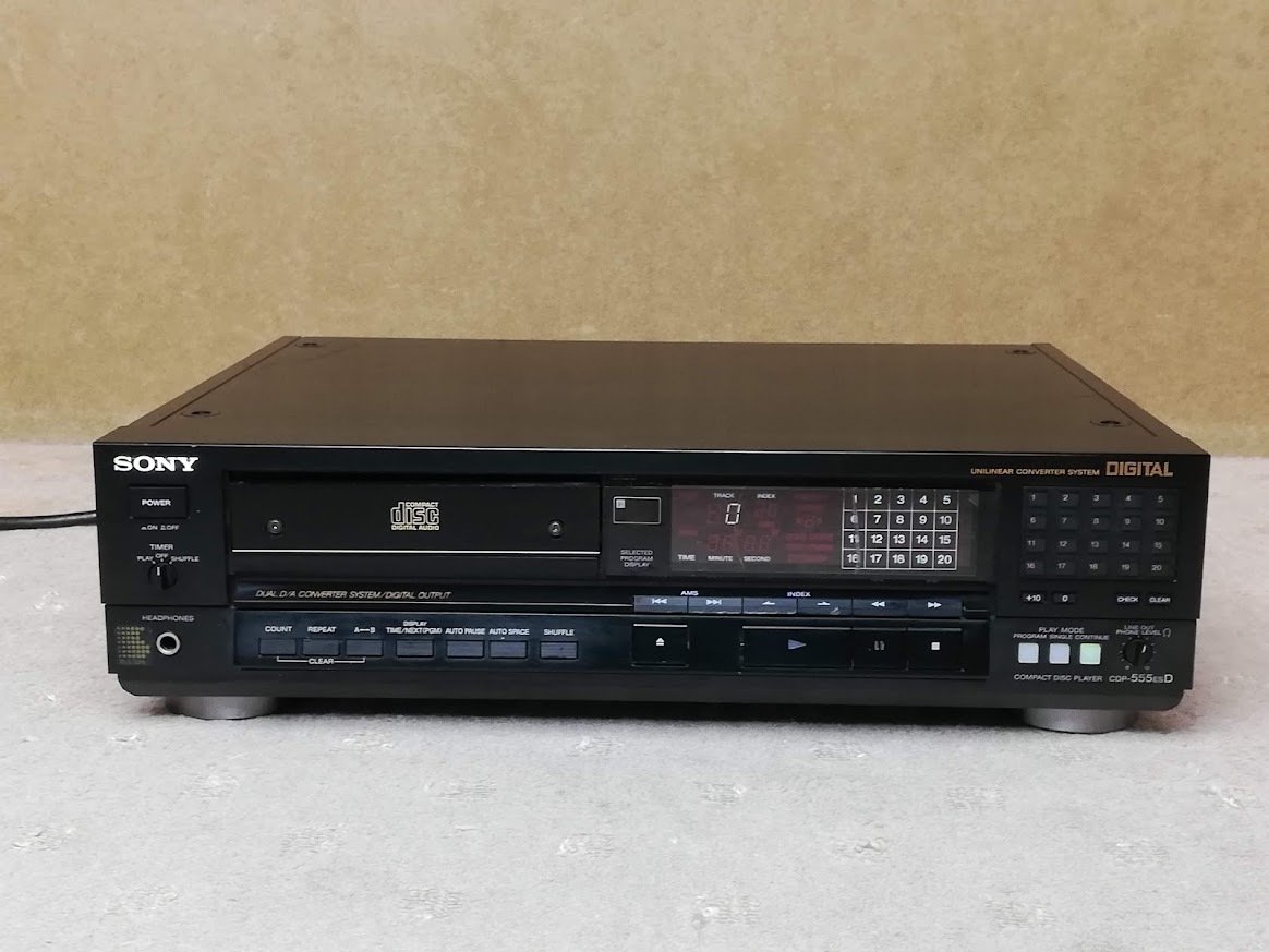 ☆ジャンク品☆SONY CDP-555ESD ソニー CDプレーヤー ☆電源OK ☆ジャンク品☆SONY CDP-555ESD ソニー CDプレーヤー ☆電源OK