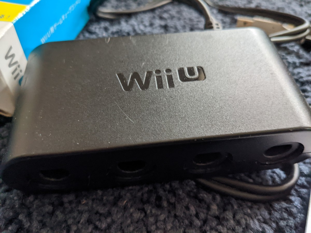 任天堂純正　Switch　Wii U用ゲームキューブコントローラ接続タップ