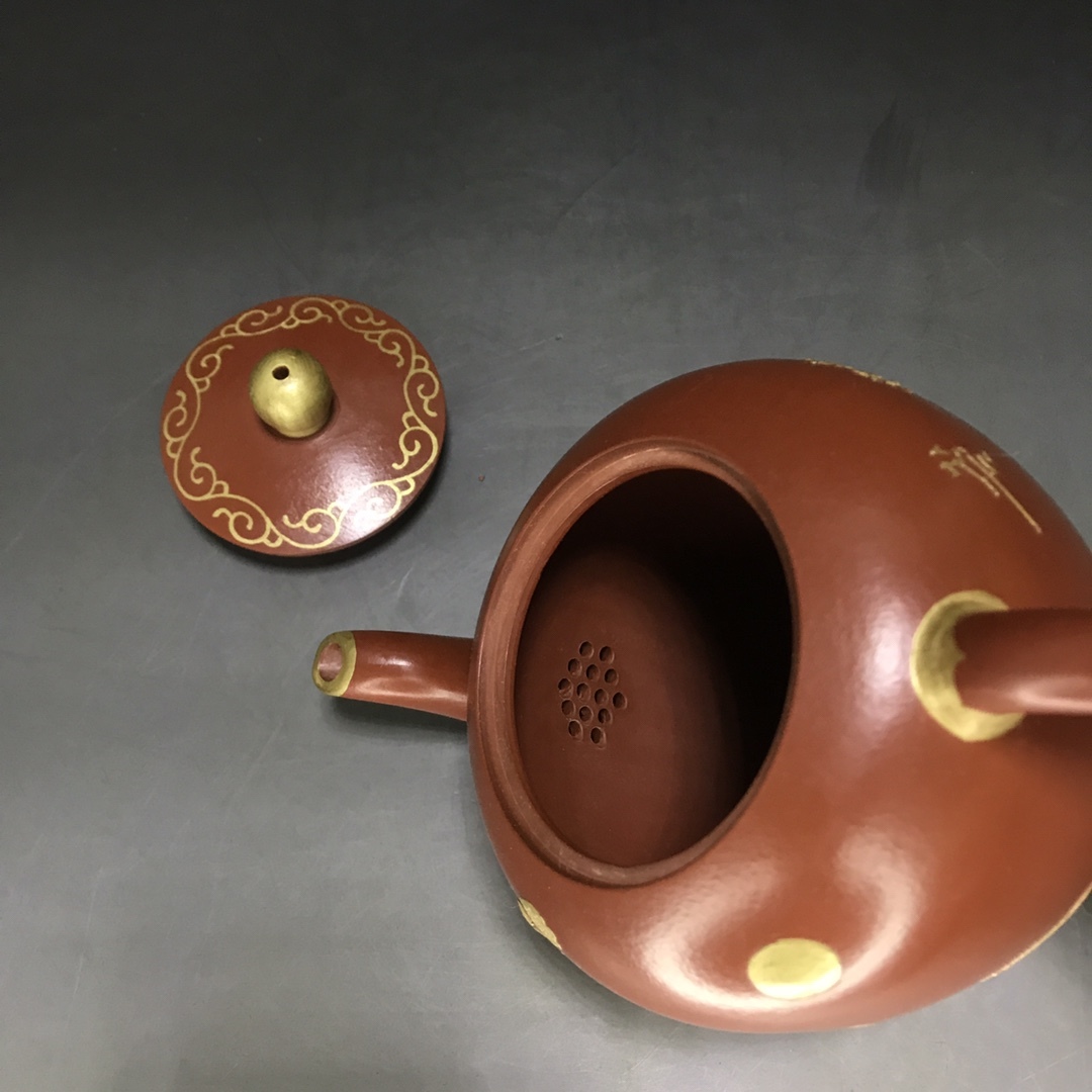 聚寶齋*紫砂細密彫*美人肩壺】茶壺 茶道具 中国時代美術 容量:460cc 聚寶齋*紫砂細密彫*美人肩壺】茶壺 茶道具 中国時代美術 容量:460cc