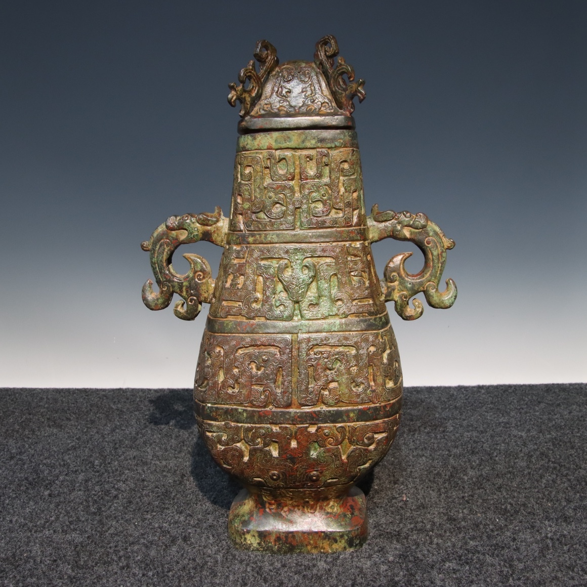 【聚寶齋*青銅製*雙龍方瓶】 青銅器 置物 古賞物 中国時代美術