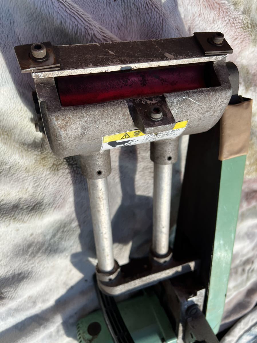 松井鉄工所 電動丸太はつり機 ハツリ機 はつり 斫り LS-101 松井鉄工所 電動丸太はつり機 ハツリ機 はつり 斫り LS-101