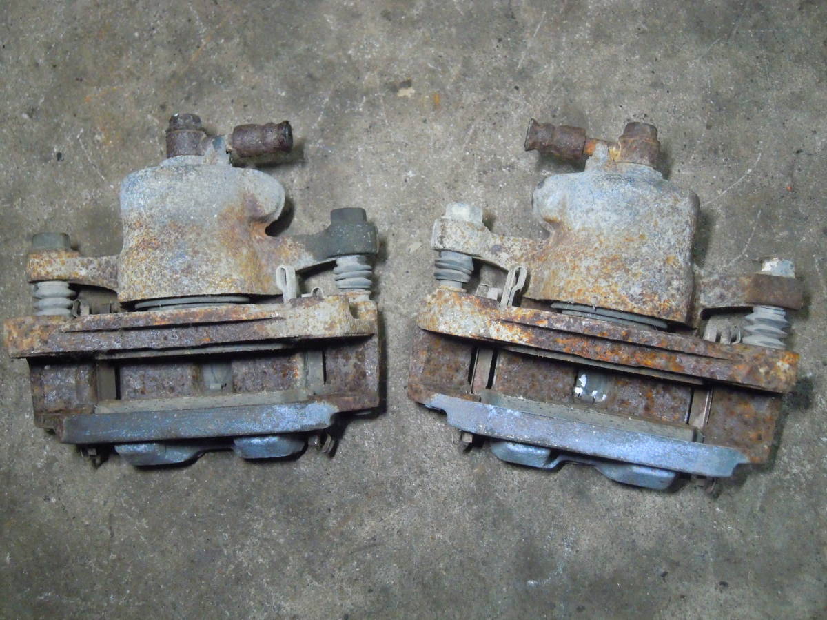  Nissan Skyline 31 R31 HR31 previous term RB20DET 4HT 5MT original rear rear caliper brake caliper left right used ( adherence have complete junk )