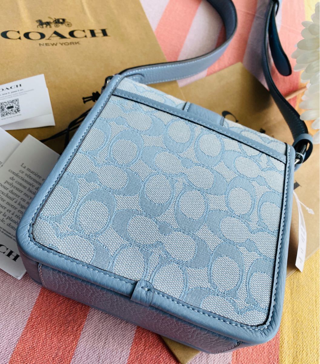 定番 COACHコーチ最新作ミニショルダーバック シグネチャー ブルー新品