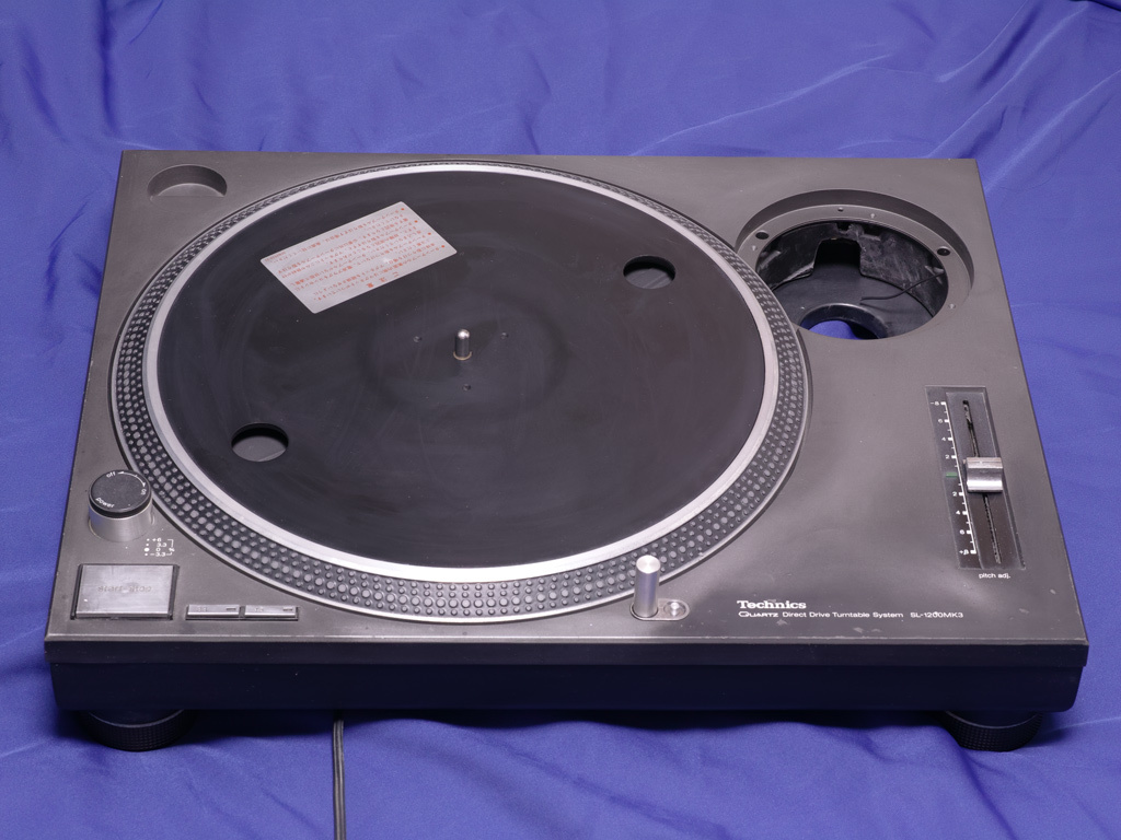 ※ジャンク※ Technics テクニクス SL-1200 MK3 ターンテーブル_画像1