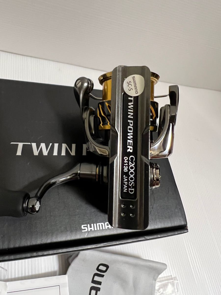 美品 使用少ない シマノ 20ツインパワー C2000S TWIN POWER oikoglass.gr