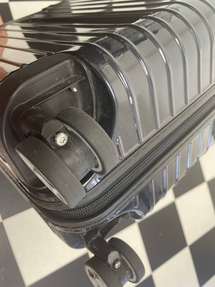 送料無料 RIMOWA リモワ サルサエアー 機内持ち込みサイズ TSAロック
