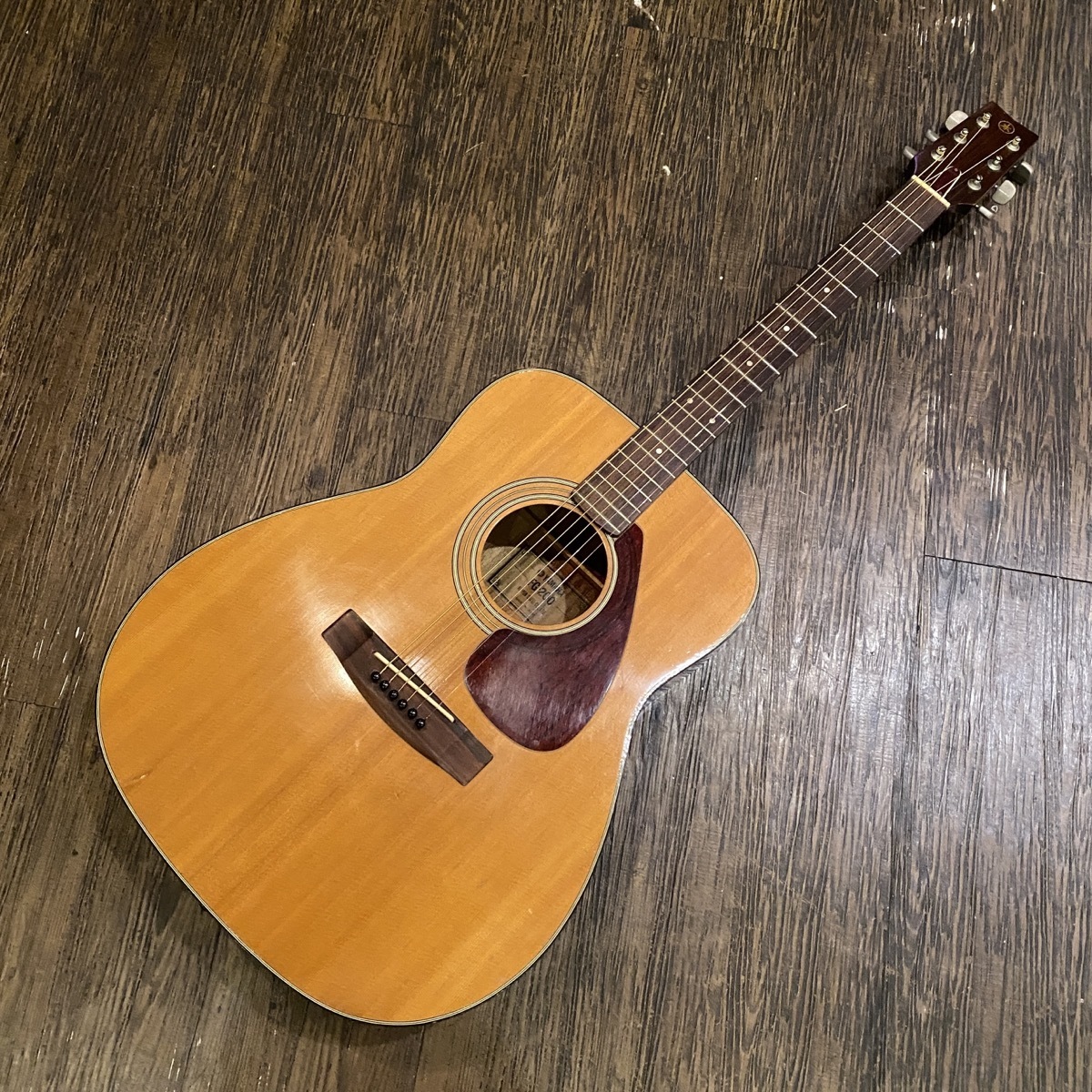 Yamaha FG-200 Acoustic Guitar アコースティックギター ヤマハ