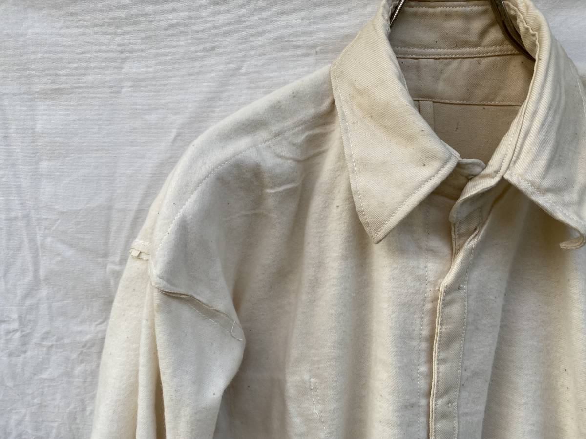 未使用 デッドストック 50s マチ付き ラウンドカット Vポケット シャツ ミルク釦 JAPAN VINTAGE ジャパンヴィンテージ 戦後 日本の古い服
