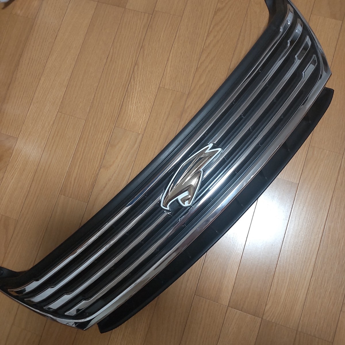 お買い得!】 トヨタ ハリアー60前期 純正メッキグリル zppsu.edu.ph