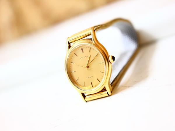 FF05027 SEIKO セイコー エクセリーヌ 3F31-0A10 クォーツ K18 18KT 金