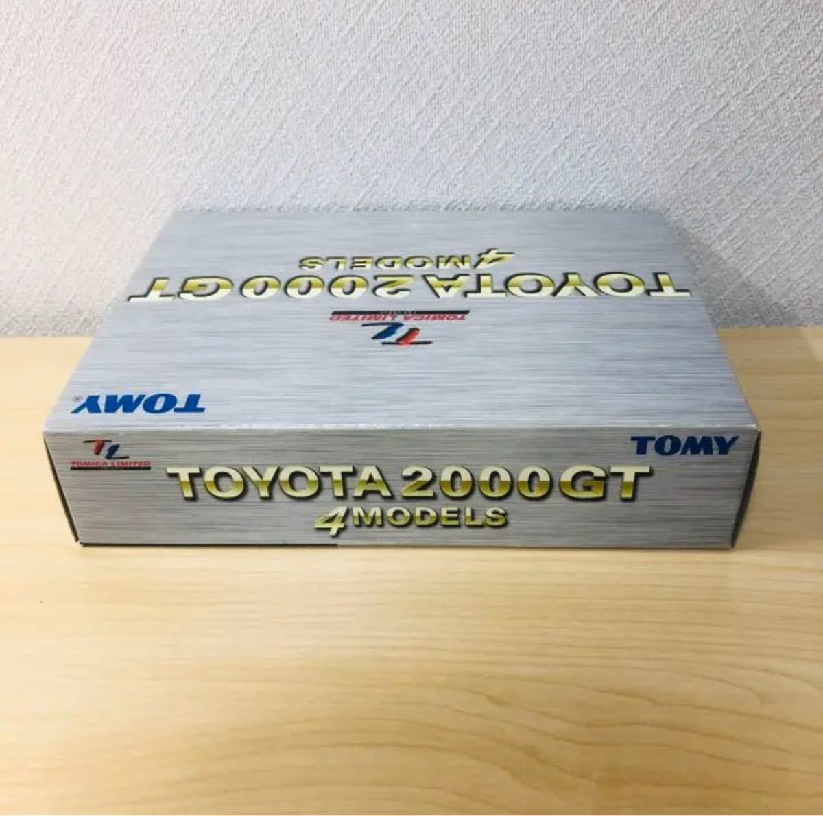 PayPayフリマ｜トミカリミテッド トヨタ2000GT 4モデル