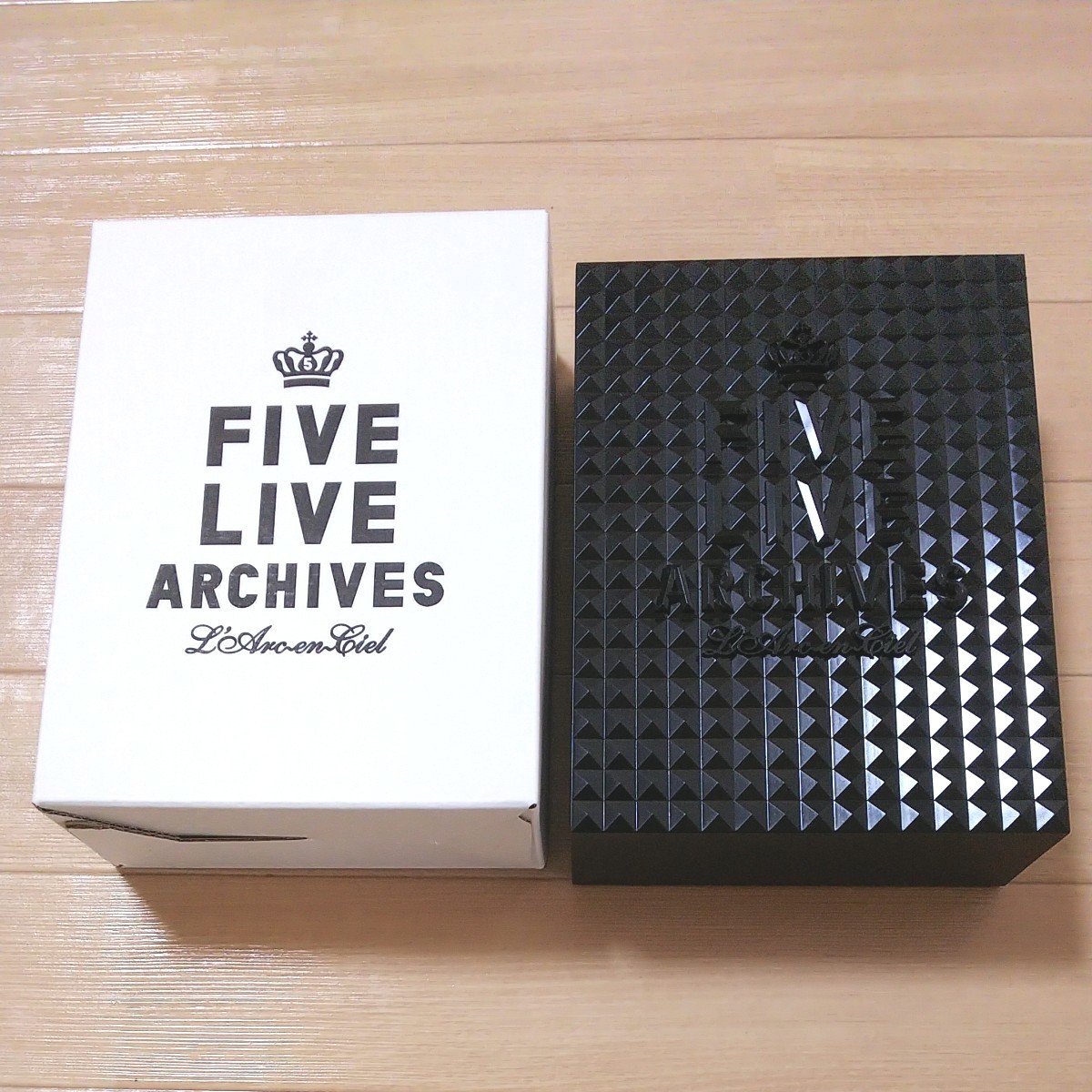 L'Arc～en～Ciel  FIVE LIVE ARCHIVES【完全生産限定盤】5枚組 DVD BOX【値下げ】