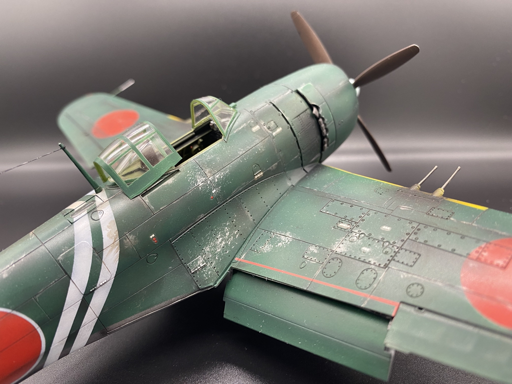 ハセガワ 1/48 局地戦闘機 紫電改”後期型” 塗装済完成品 ハセガワ 1/48 局地戦闘機 紫電改”後期型” 塗装済完成品