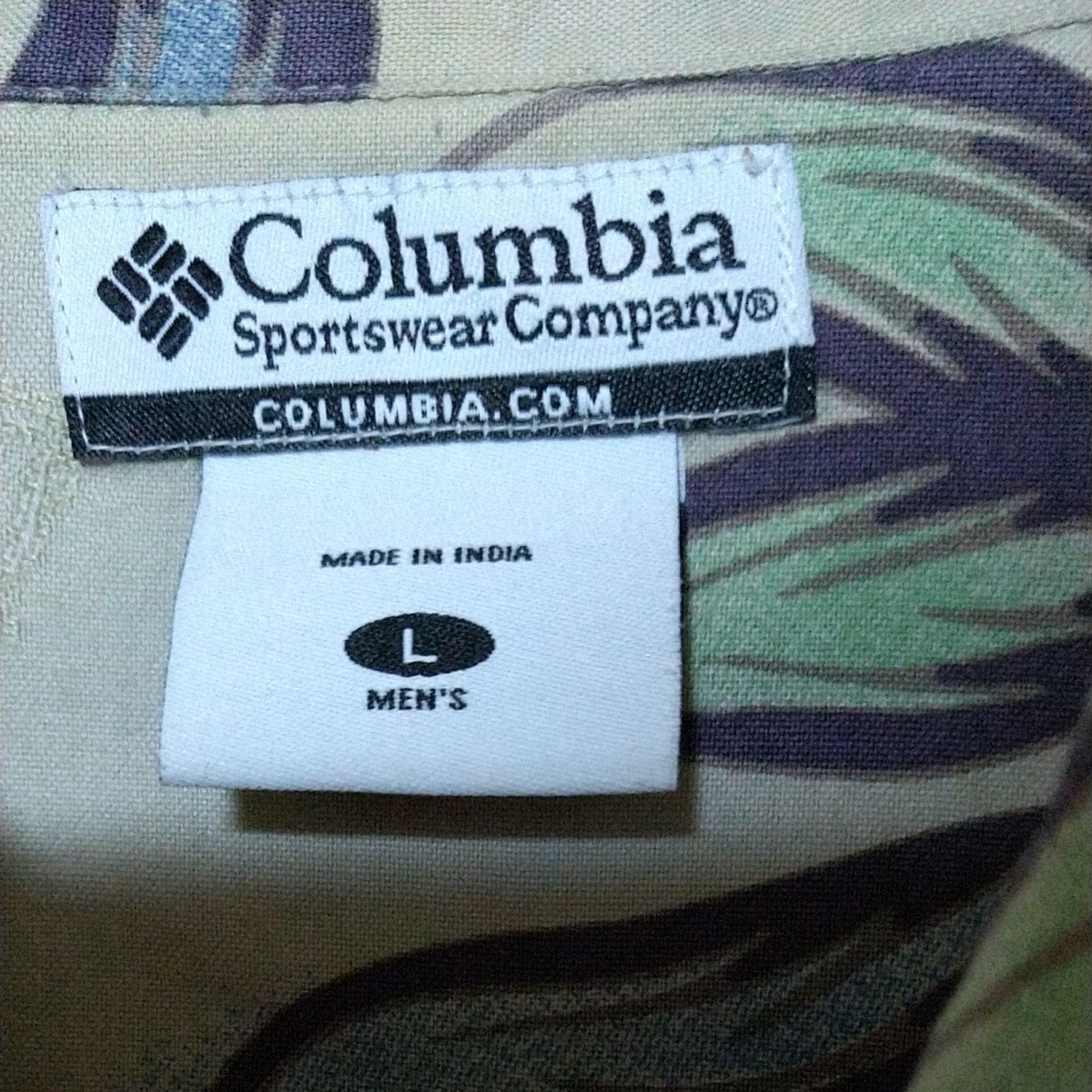 Columbia半袖シャツ