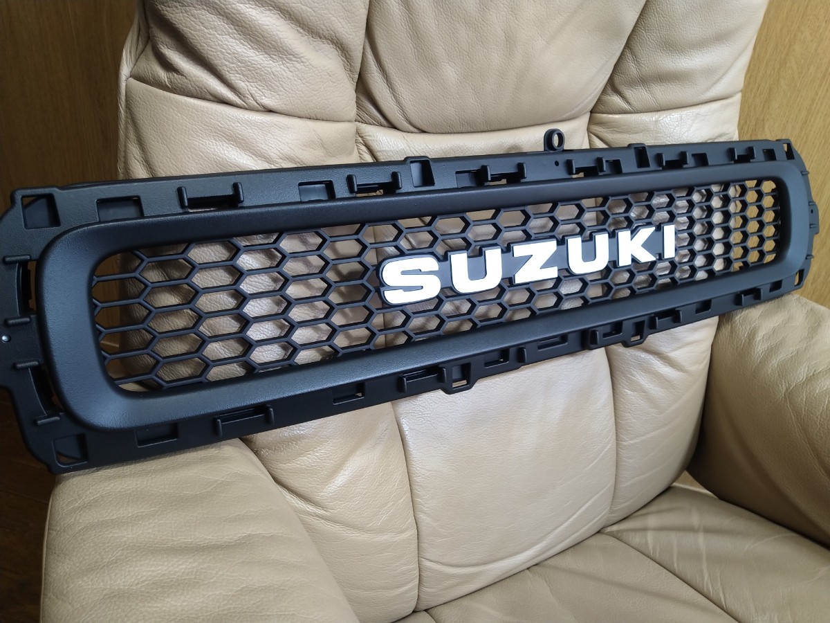新型ハスラー/ハニカム仕様/フロントグリル/マットブラック 新型ハスラー/ハニカム仕様/フロントグリル/マットブラック