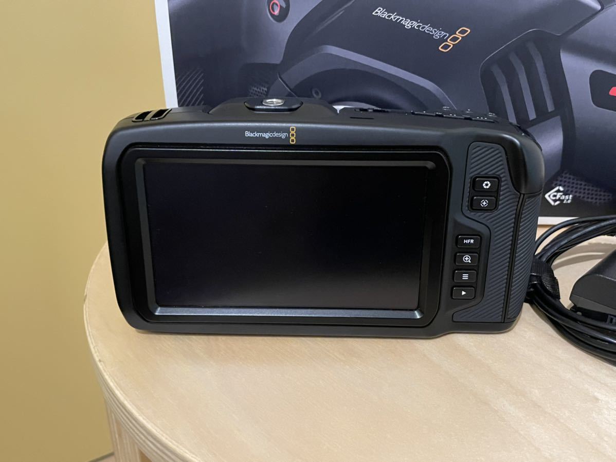 美品】Blackmagic Pocket Cinema Camera 4K BMPCC4K ＋ Battery Grip