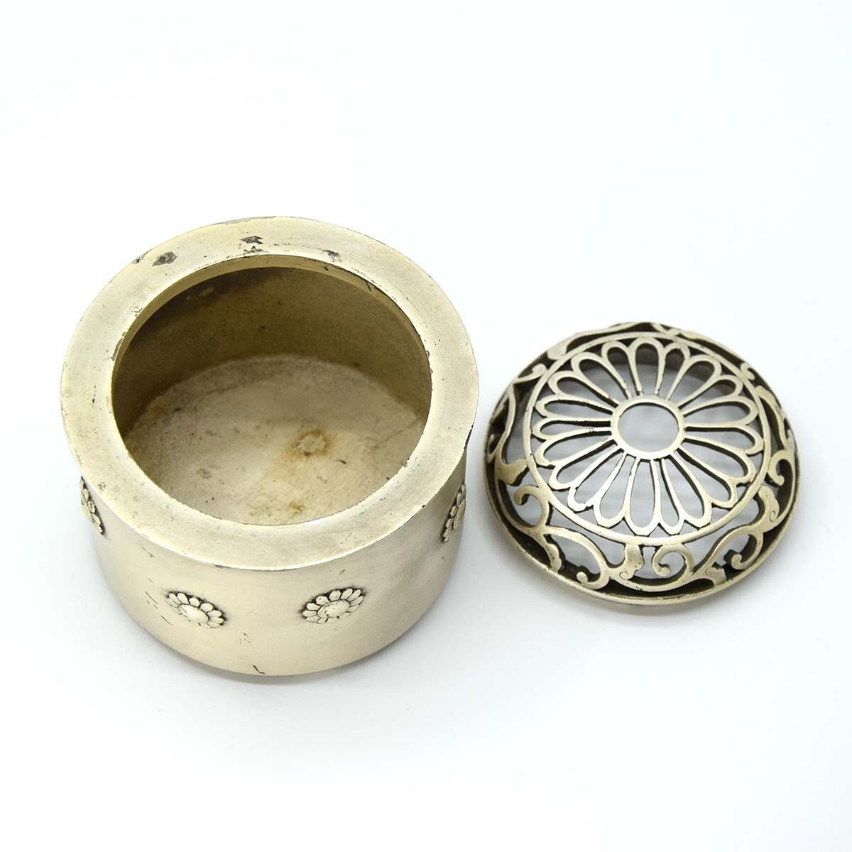 質屋 香炉 津雪作 香道具 銀製 菊紋彫透火舎香炉 SV900 506g みいち質店-