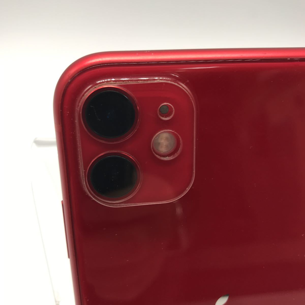 USED 美品! iPhone 11 64GB レッド au SIMロック解除済み_画像2