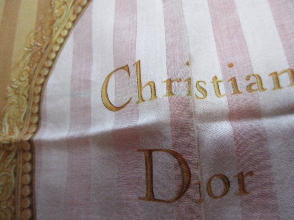 アンティーク大量出品!80'sヴィンテージハンカチ④・Christian Dior