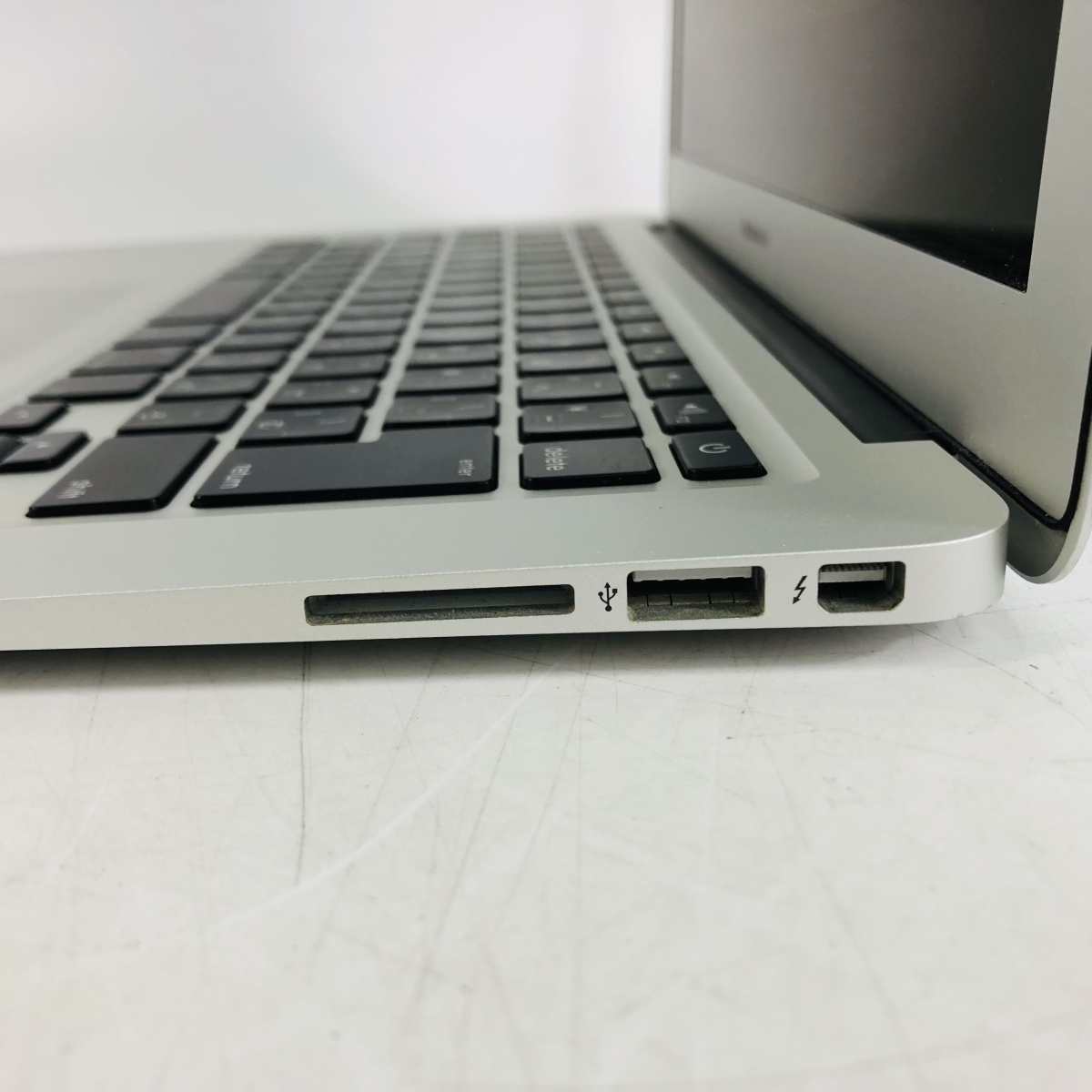 動作確認済み MacBook Air 13インチ（Mid 2017） Core i5 1.8GHz/8GB/SSD 128GB MQD32J/A_画像3