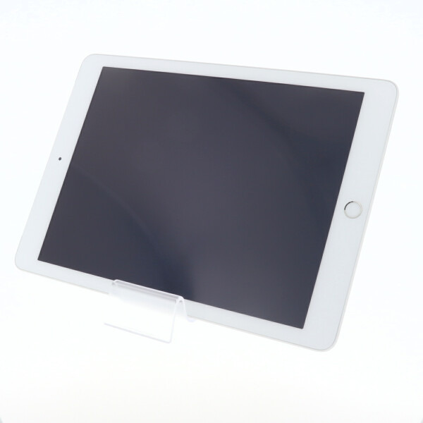 docomo iPad5 32GB シルバー A1823 Wi-Fi+Cellular 9.7インチ 第5世代