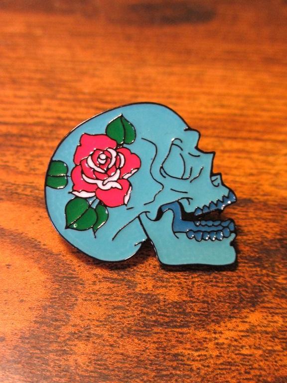  булавка bachi Skull роза ta палец на ноге Mexico череп gaikotsu rose .. роза значок 