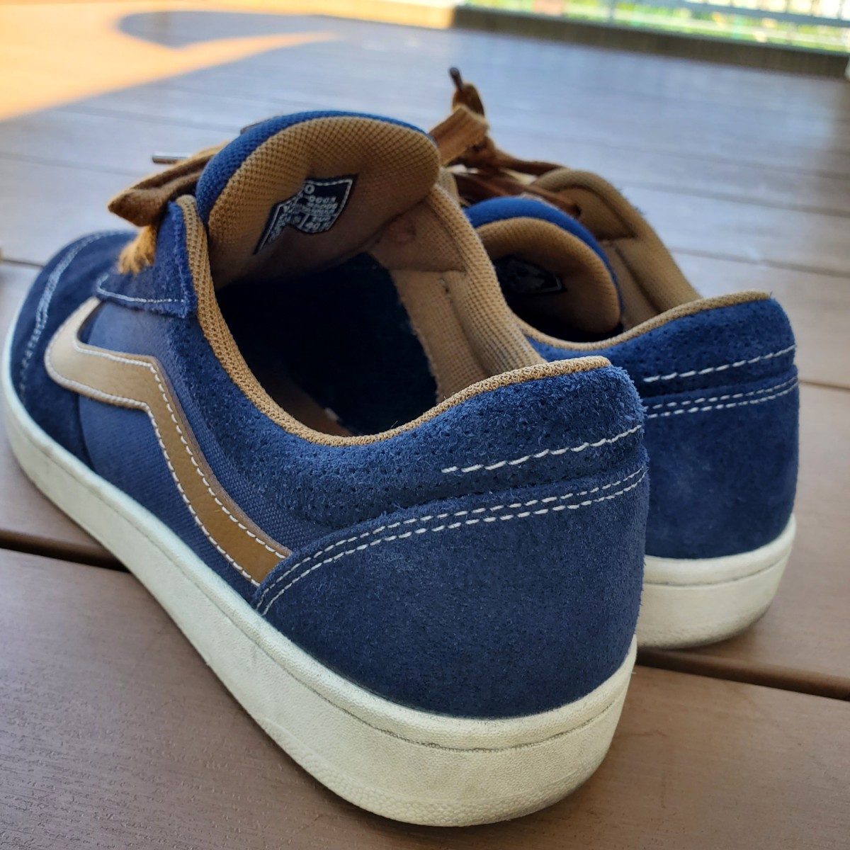 VANSスニーカー25.5