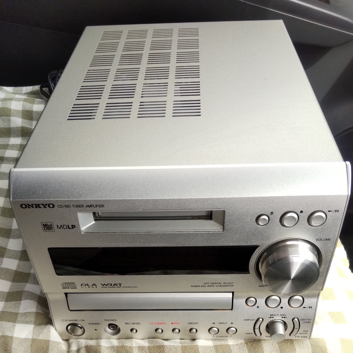 ONKYO CD/MD/AM/FMラジオチューナーコンポ FR-X9A 本体のみ