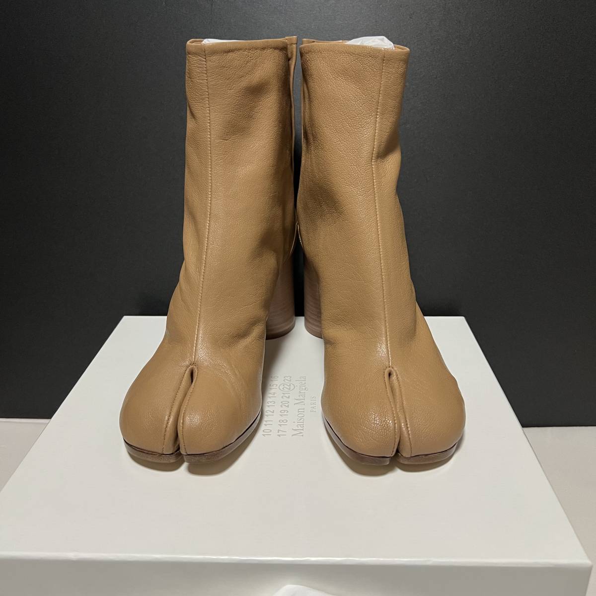 新品 Maison Margiela メゾンマルジェラ Tabi タビ 足袋レザー ブーツ vintage leather Tabi Boots ヴィンテージレザー 38.5