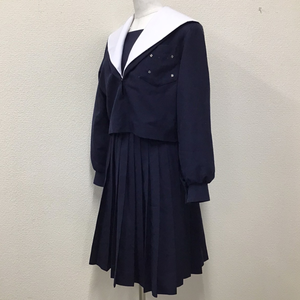 Yahoo!オークション - (A)O172 (中古) 愛知県 稲沢西中学校 上下 Yahoo!オークション - (A)O172 (中古) 愛知県 稲沢西中学校 上下