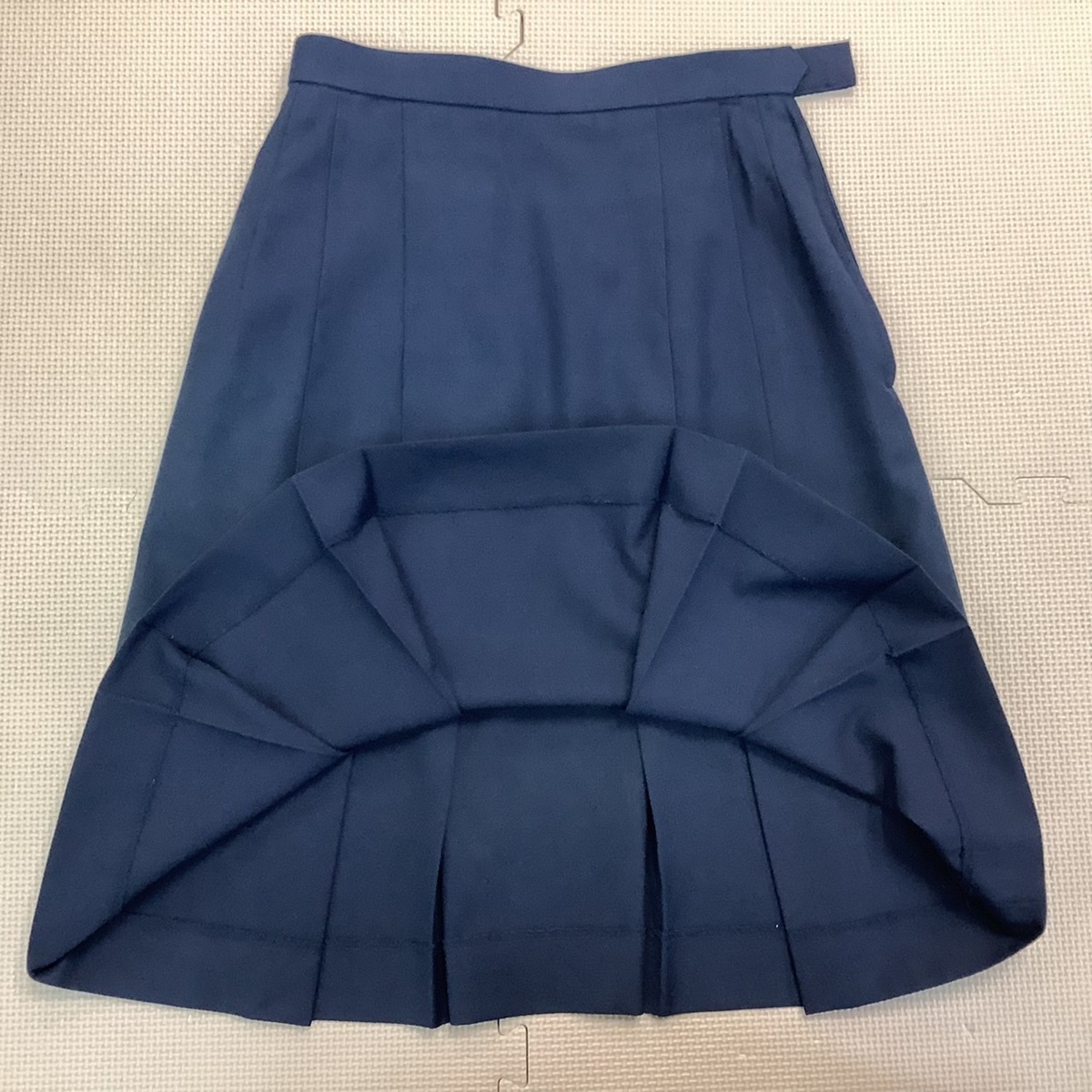 IT62-2 (中古) 栃木県 宇都宮北高校 3点セット /M/W66/セーター IT62-2 (中古) 栃木県 宇都宮北高校 3点セット /M/W66/セーター
